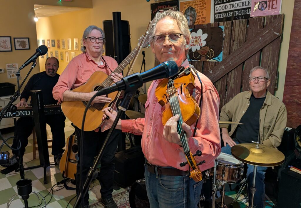 2025-12-14 DSTH at Brix Cider w/ Todd Phipps on Organ